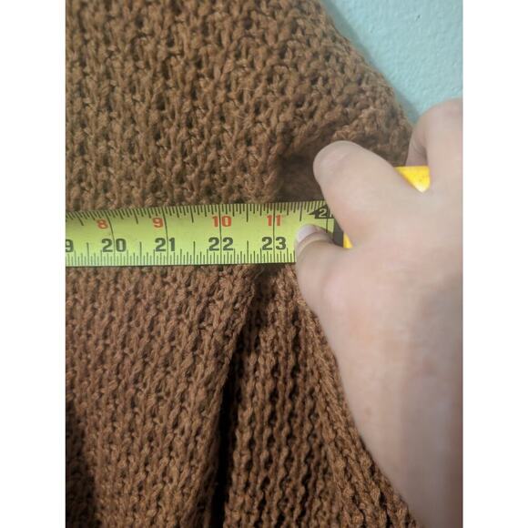 Goodnight Macaroon 'Retta' Cognac Ribbed Cropped Turtleneck Sweater Womens L - Picture 6 of 7